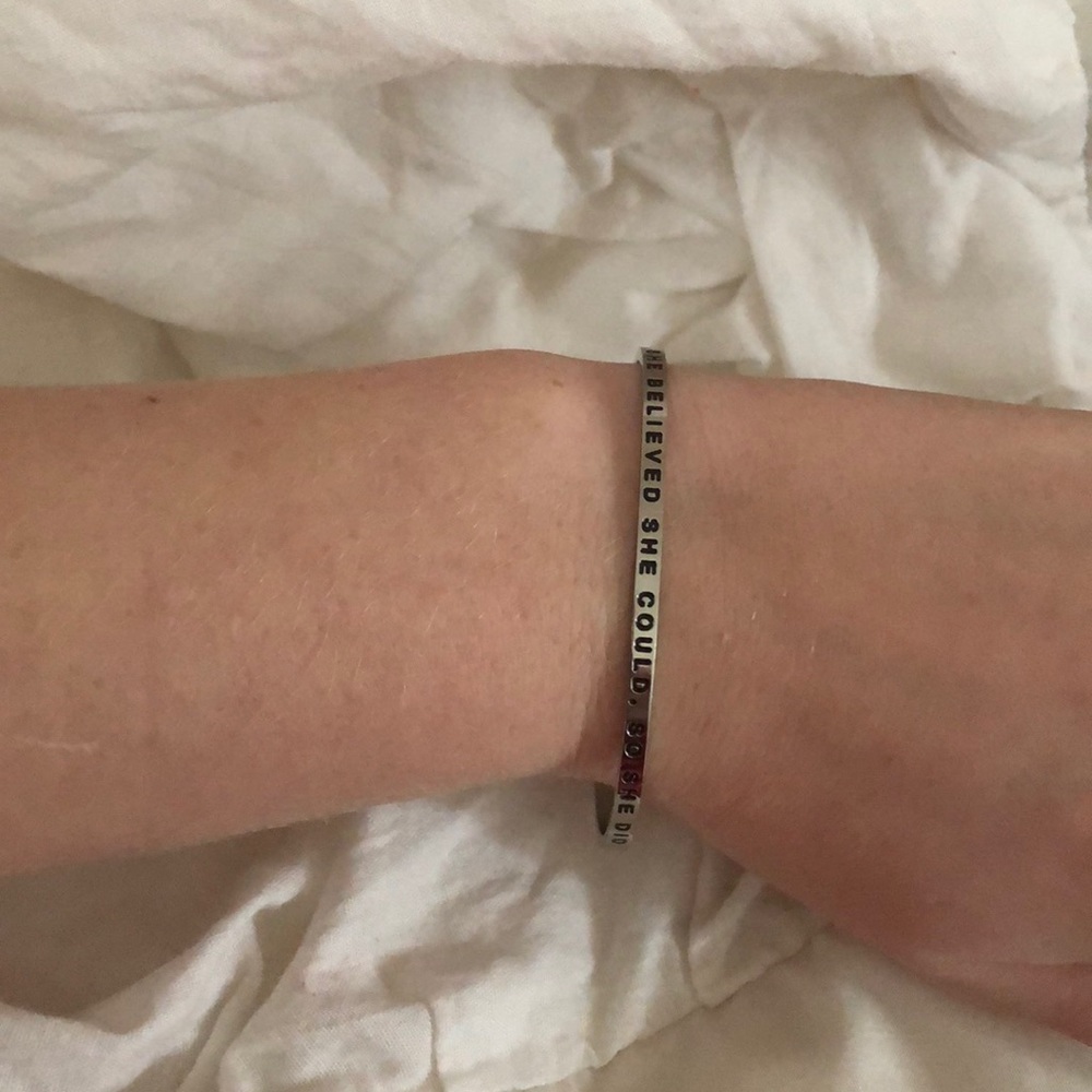 Silver motivational bracelet